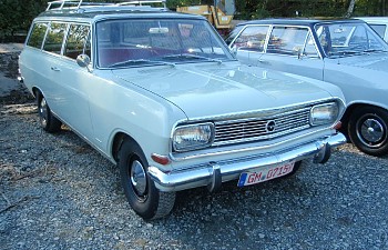 1966 opel rekord.jpg