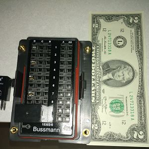 Bussman Eaton fuse panel