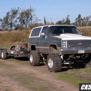 The blazer and little trailer.