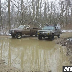 darkshadow and big83chevy4x4