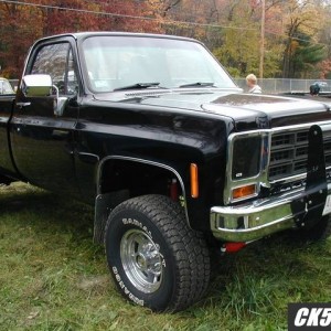 s_Side_Front_Angle