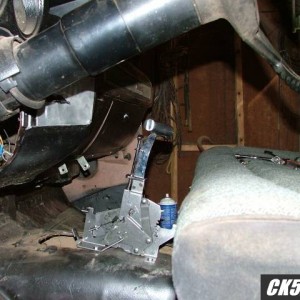 no_power_to_the_ground_chevy_tranny_swap_034