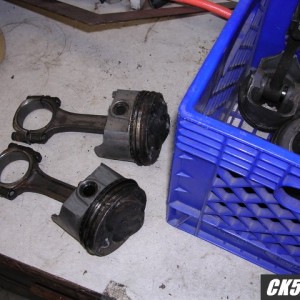 302pistons