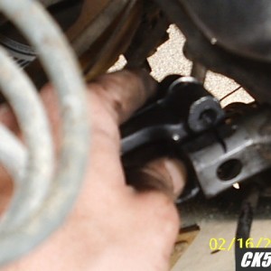 marking steering column for groove