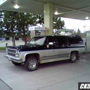89 Suburban