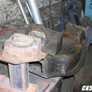 Engine crossmember