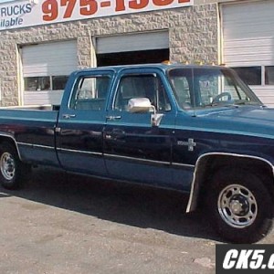 1GTGR23J7JJ510927-b2