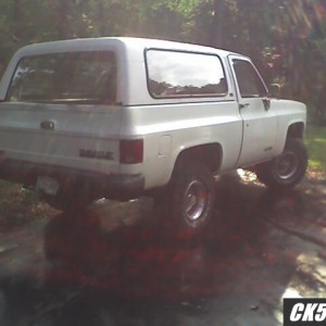 Stock white blazer for sale pic 1