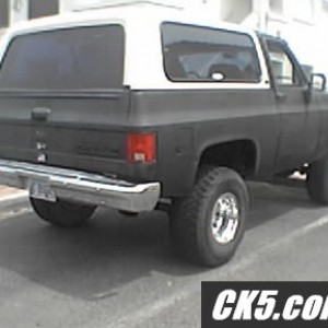 My first truck! Pics taken day of purchase (October 2004)