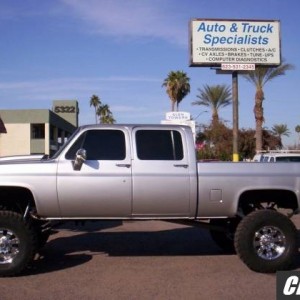 1986 CREW CAB SHORT BED 1 TON 4X4