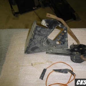 Gas pedal bracket