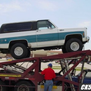 Blazer_on_truck_1