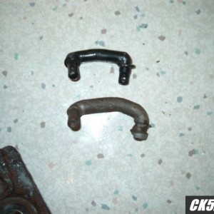 NP205 Shifter Linkage Old (top) vs New