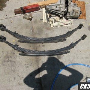 Rear spring install