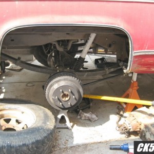 Rear spring install