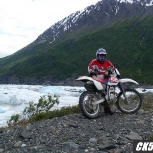Heath_and_bike_at_glaciersm