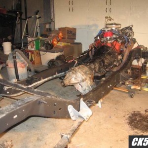 Frame_with_drive_train