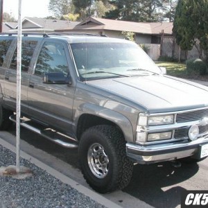 99 Suburban 4 Sale