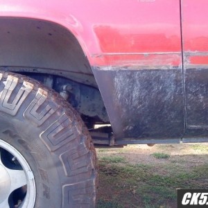 Front_fender_trim_1