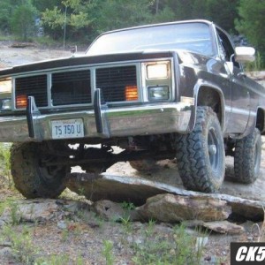 Wheelin in my 85 Jimmy