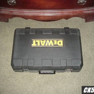 MVC-008S