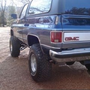 BLUE THUNDER (www.bigcityrocks.com)