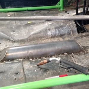Exhaust tunnel