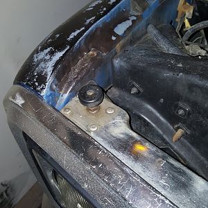 inner passenger side fender