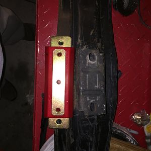 new mount vs old mount on cross member