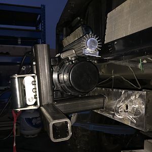 Winch mount