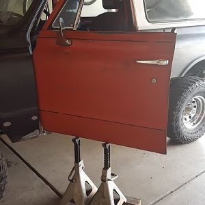 door on jacks