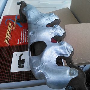 exhaust manifold