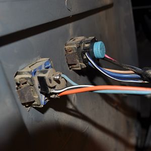 Power window, power lock