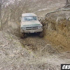 Beast_climbing_rut_1