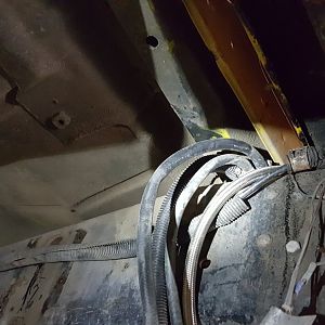 left tank lines
