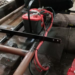 Battery mount