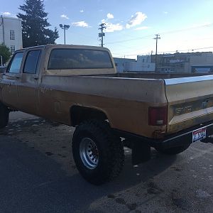 rear 3/4 view