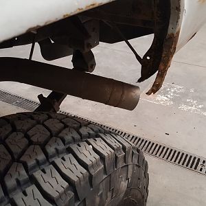 tailpipe exit point