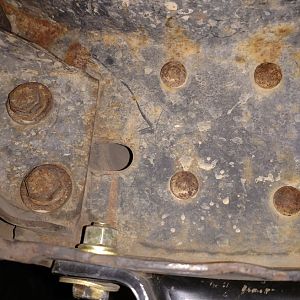 frame crack 9