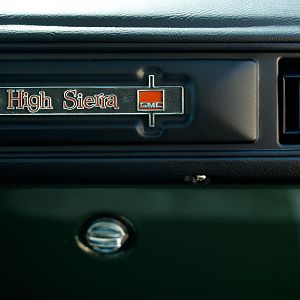 1975 GMC Jimmy - Photos by Larry Chen