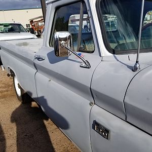 Passenger mirror installed