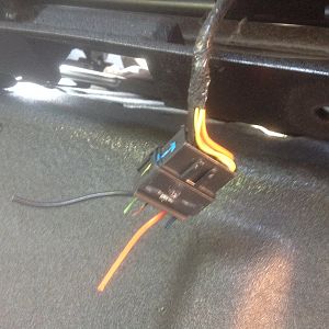 Suburban seat plug