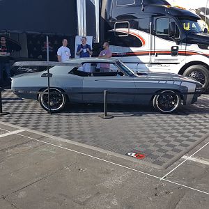 Sema2017-25