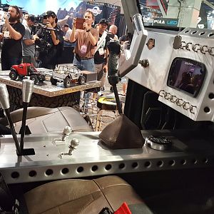 Sema2017-91