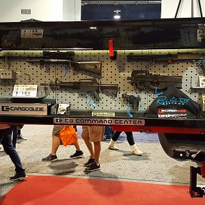 Sema2017-110