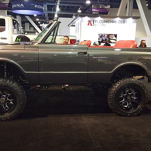 Sema2017-129