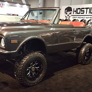 Sema2017-130