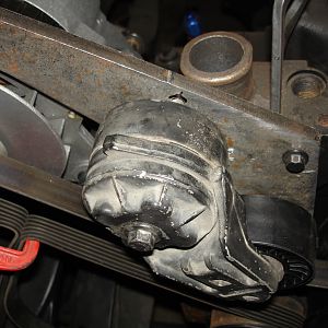 Tensioner