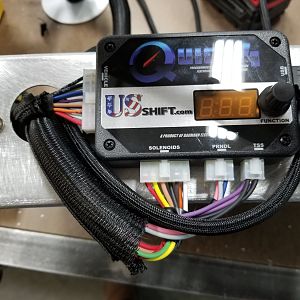 Controller harnesses