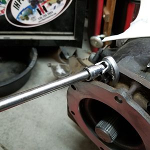 new adapter bolts